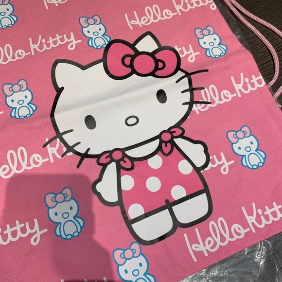 Hello Kitty Pink Drawstring bag from 2015 - Picture 2 of 8